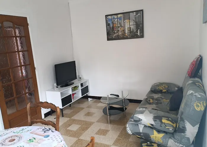 Ambroix Cevennes Gard Ardeche Pavillon 6 Personnes, Commerces A Pieds 펜션